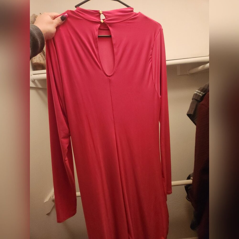 Dress - Picture 2 of 2